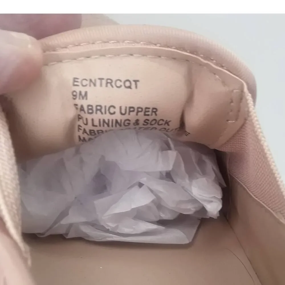 Steve Madden Blush Pink Quilted Women's Pre-owned Designer Sneakers - sz. 9M